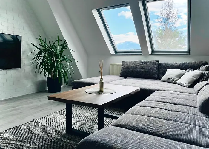 Kb #1 * צלטווג